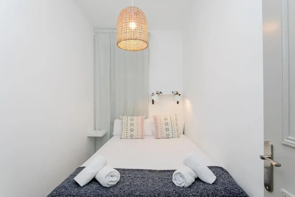 Canela Homes Barcelona Cozy Apartment